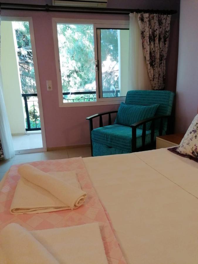 Maviev Otel Çeşme Εξωτερικό φωτογραφία