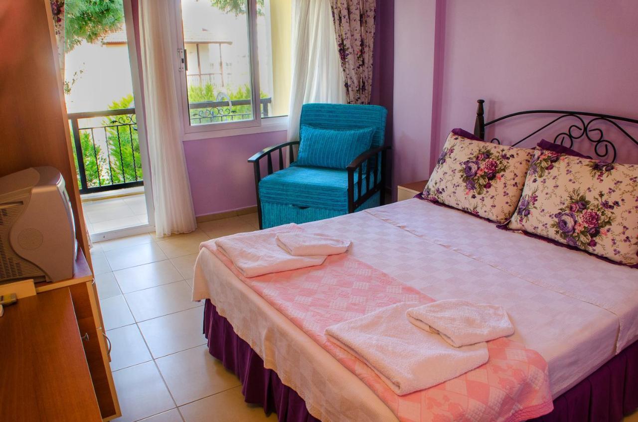 Maviev Otel Çeşme Δωμάτιο φωτογραφία