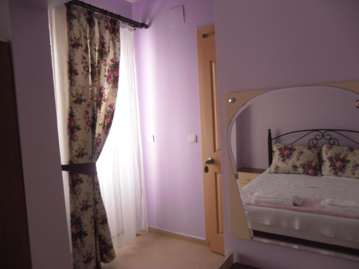 Maviev Otel Çeşme Δωμάτιο φωτογραφία