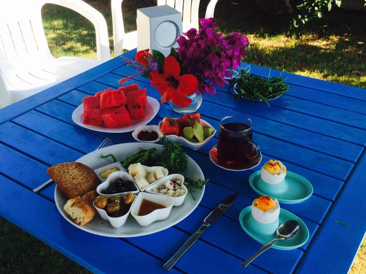 Maviev Otel Çeşme Εξωτερικό φωτογραφία