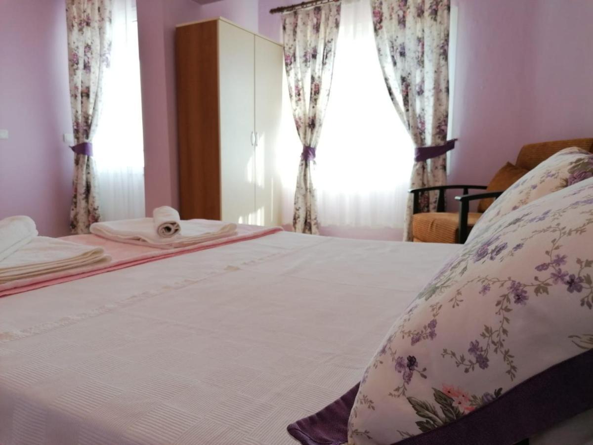 Maviev Otel Çeşme Εξωτερικό φωτογραφία