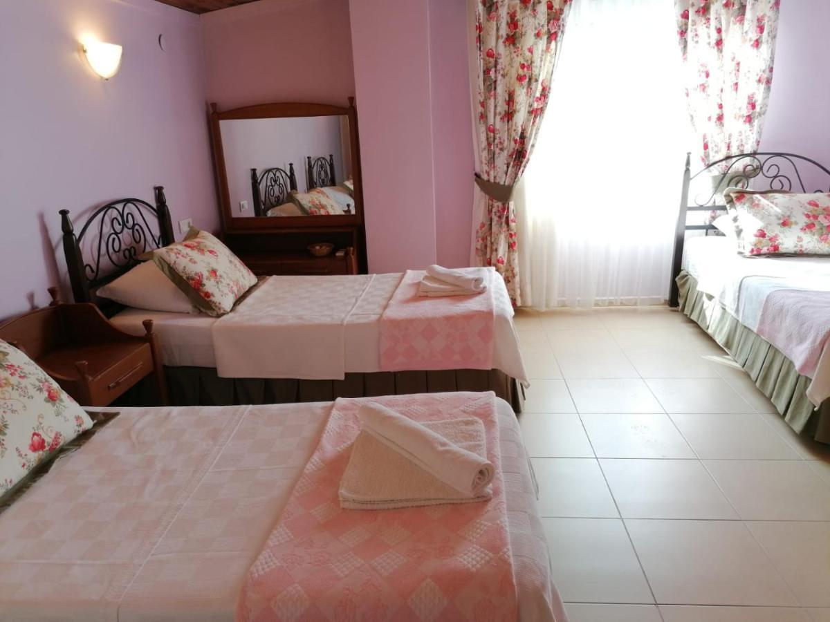 Maviev Otel Çeşme Εξωτερικό φωτογραφία